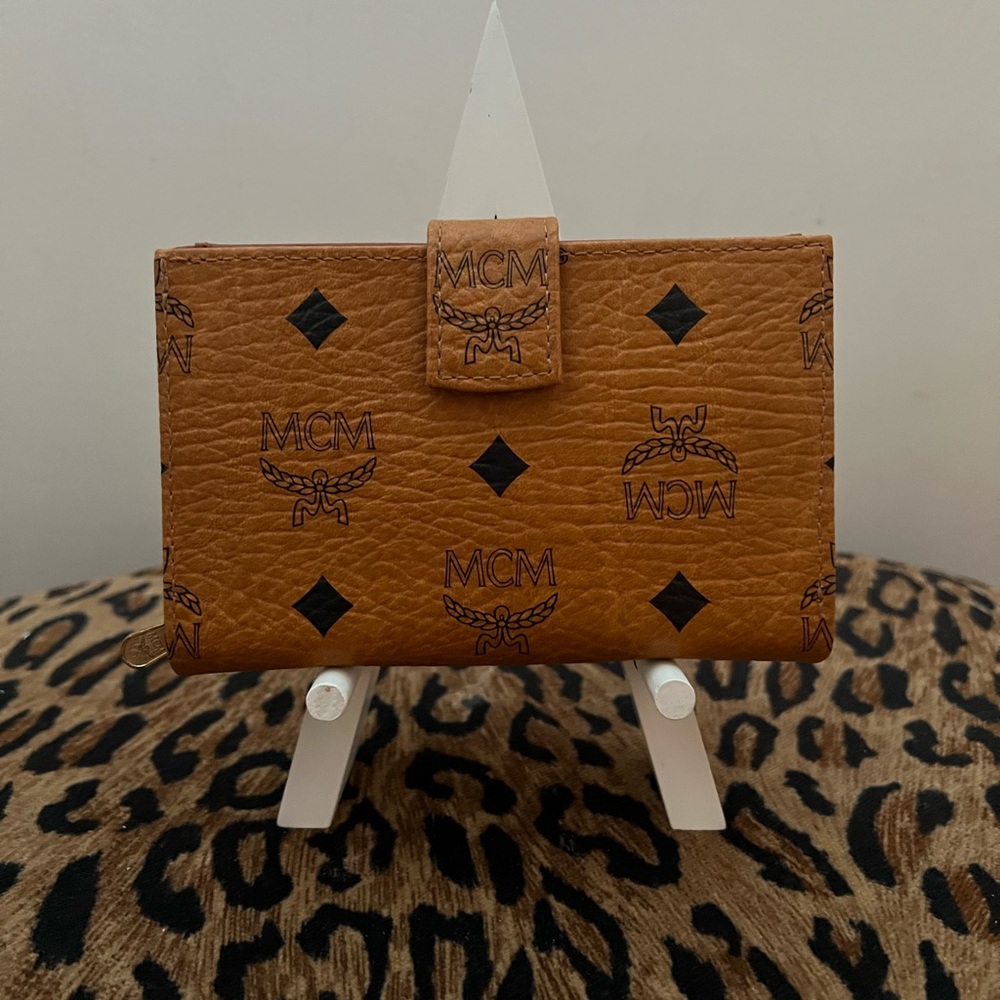 MCM Wallet